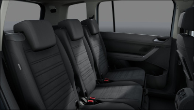 VW Touran 1.5 TSI Limited (pohľad do interiéru)