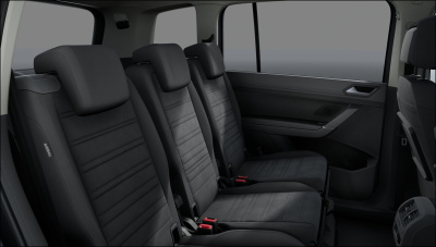 VW Touran 1.5 TSI Limited (pohľad do interiéru)