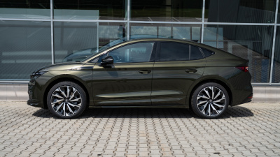 Škoda Enyaq Coupé 85x Sportline 4x4 (pohľad zboku)