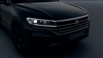 VW Touareg 3.0 TDI Limited (pohľad spredu)
