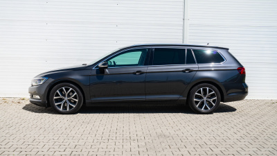 VW Passat Variant 1.6 TDI (pohľad zozadu)
