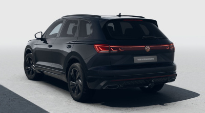 VW Touareg 3.0 TDI R-Line Final Edition (pohľad zozadu)