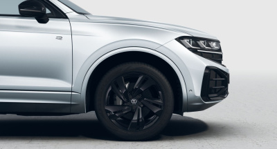 VW Touareg 3.0 TDI R-Line Final Edition (pohľad do interiéru)
