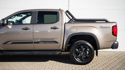 VW Amarok 3.0 TDI PanAmericana 4x4 N1 (pohľad do interiéru)