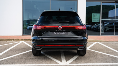 VW Touareg 3.0 TDI Premium Limited (pohľad do interiéru)