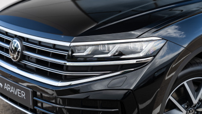 VW Touareg 3.0 TDI Premium Limited (pohľad do interiéru)