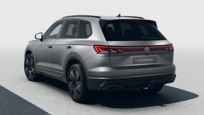 VW Touareg 3.0 TDI R-Line Final Edition (pohľad zozadu)