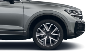 VW Touareg 3.0 TDI Premium Limited (pohľad do interiéru)