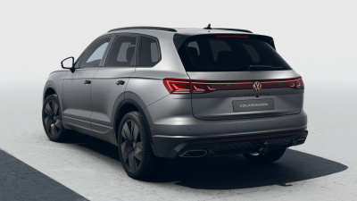 VW Touareg 3.0 TDI R-Line Final Edition (pohľad zozadu)