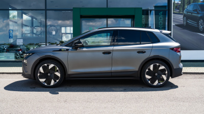 Škoda Elroq 84 RS 4x4 130 (pohľad zboku)