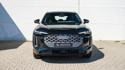 AUDI Q5 2.0 TDI Quattro (pohľad do interiéru)
