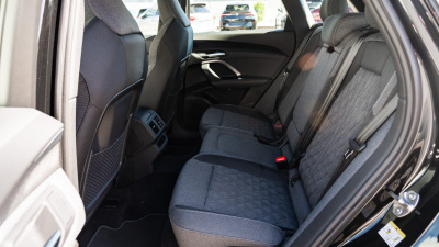 AUDI Q5 2.0 TDI Quattro (pohľad do interiéru)