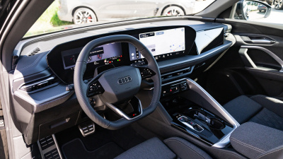 AUDI Q5 2.0 TDI Quattro (pohľad zboku)