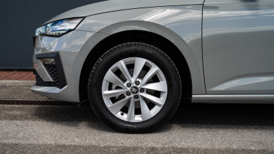 Škoda Scala 1.0 TSI Selection (pohľad do interiéru)