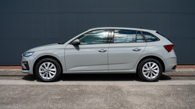 Škoda Scala 1.0 TSI Selection (pohľad zozadu)