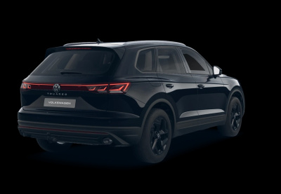 VW Touareg 3.0 TDI Limited (pohľad spredu)