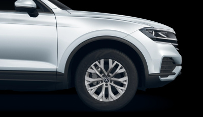 VW Touareg 3.0 TDI Limited (pohľad do interiéru)