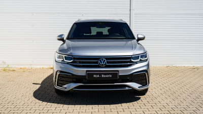 VW Tiguan Allspace 2.0 TDI R-Line (pohľad do interiéru)