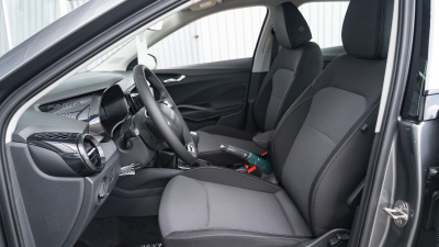 Škoda Fabia 1.0 TSI Extra Plus (pohľad do interiéru)