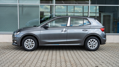 Škoda Fabia 1.0 TSI Extra Plus (pohľad zboku)
