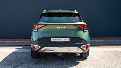 Kia Sportage 1.6 T-GDi Gold (pohľad spredu)