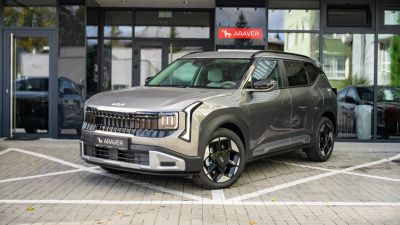 Kia Seltos 1.6 T-GDi 7DCT Gold (základný pohľad)