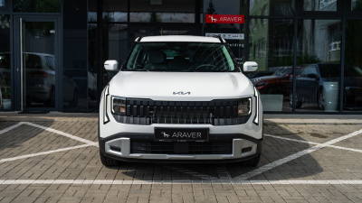 Kia Seltos 1.6 T-GDi Silver (pohľad zozadu)
