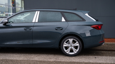 SEAT Leon SP 1.5 TSI FR Max + (pohľad do interiéru)