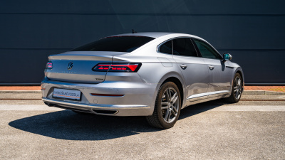 Volkswagen Arteon 2.0 TDI 4MOTION Elegance (pohľad spredu)