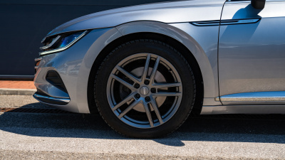 Volkswagen Arteon 2.0 TDI 4MOTION Elegance (pohľad do interiéru)