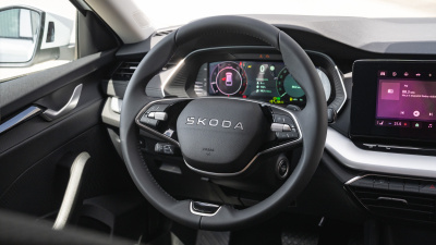Škoda Octavia Combi 2.0 TDI Selection (pohľad do interiéru)