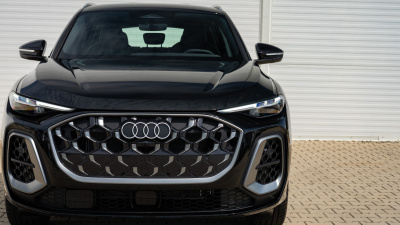 AUDI Q5 2.0 TDI Quattro (pohľad do interiéru)