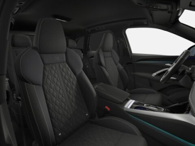 AUDI Q5 2.0 TFSI Quattro (pohľad do interiéru)