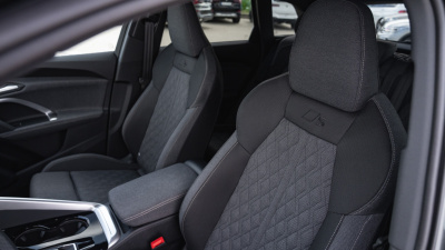 AUDI Q5 2.0 TFSI Quattro (pohľad zozadu)