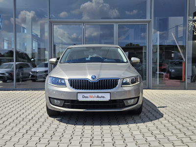 Škoda Octavia 1.6 TDI Style (pohľad zboku)