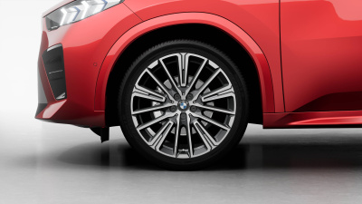 BMW X2 20d xDrive (pohľad spredu)