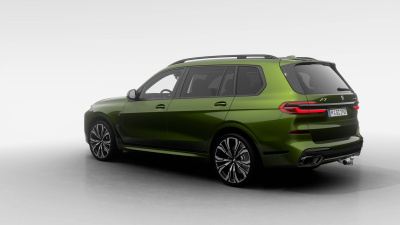 BMW X7 40d xDrive (pohľad zboku)