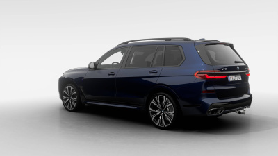 BMW X7 40d xDrive (pohľad zboku)