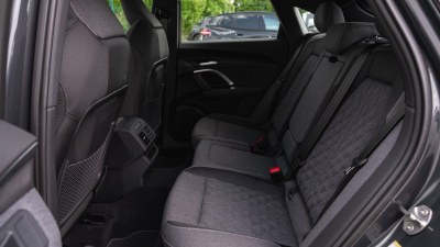 AUDI Q5 Sportback 2.0 TDI Quattro (pohľad do interiéru)