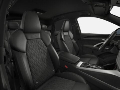 AUDI Q5 Sportback 2.0 TDI Quattro (pohľad do interiéru)