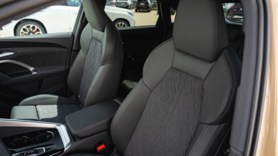 AUDI Q5 Sportback 2.0 TDI Quattro (pohľad zozadu)
