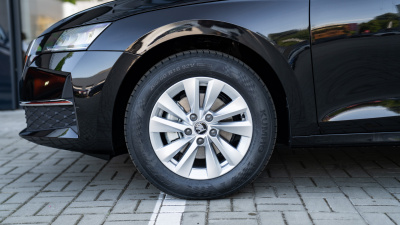 Škoda Octavia 2.0 TDI Selection (pohľad do interiéru)