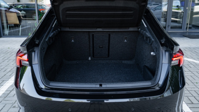 Škoda Octavia 2.0 TDI Selection (pohľad do interiéru)