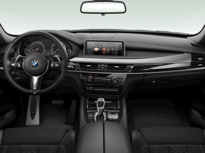 BMW X6 40d xDrive (pohľad spredu)