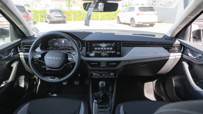 Škoda Scala 1.0 TSI Extra (pohľad do interiéru)