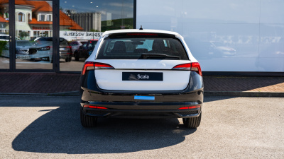 Škoda Scala 1.0 TSI Extra (pohľad zozadu)