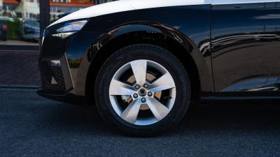 Škoda Scala 1.0 TSI Extra (pohľad do interiéru)