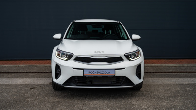 Kia Stonic 1.2 DPI Silver (pohľad zboku)