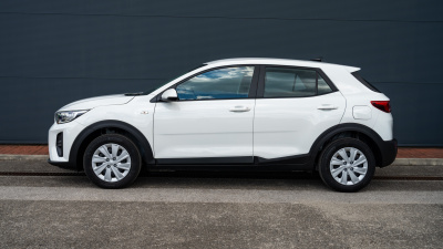 Kia Stonic 1.2 DPI Silver (pohľad zozadu)