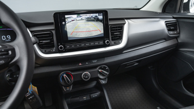 Kia Stonic 1.2 DPI Silver